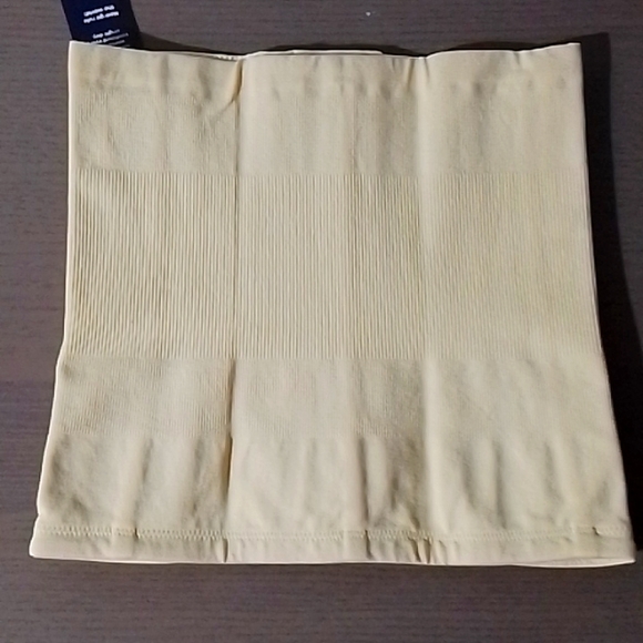 NWT Waist Trainer - Picture 2 of 3